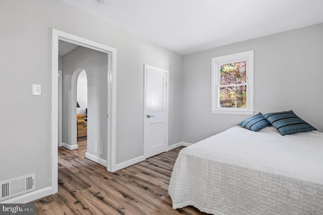 7365 RACE RD, Hanover, MD 21076