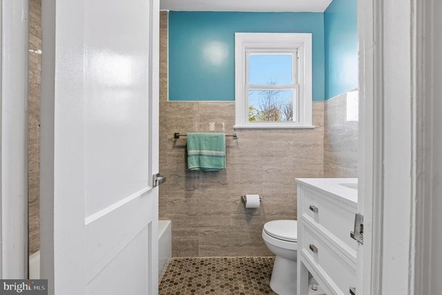 7365 RACE RD, Hanover, MD 21076