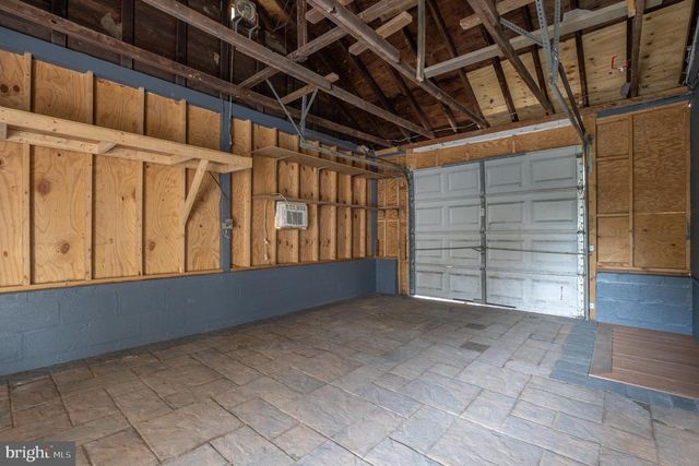 7365 RACE RD, Hanover, MD 21076