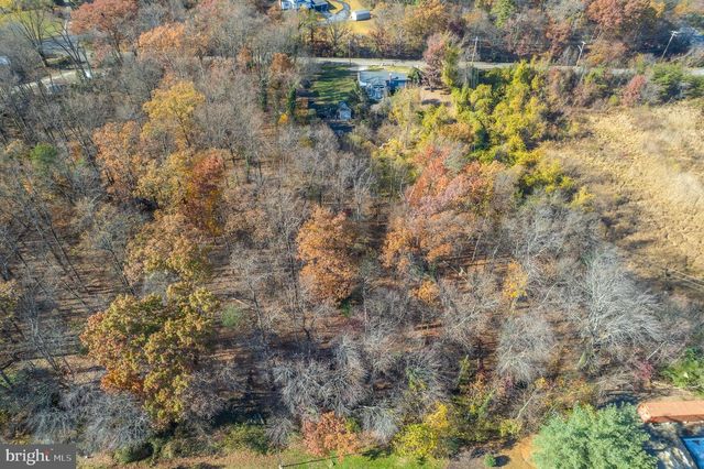 7365 RACE RD, Hanover, MD 21076