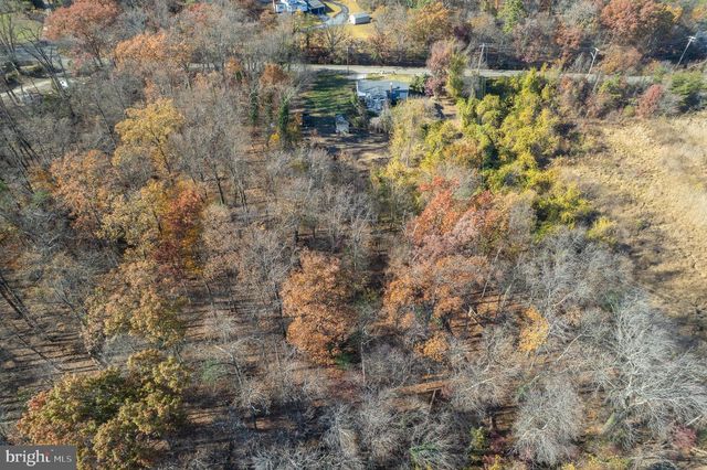 7365 RACE RD, Hanover, MD 21076