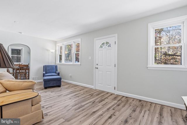 7365 RACE RD, Hanover, MD 21076