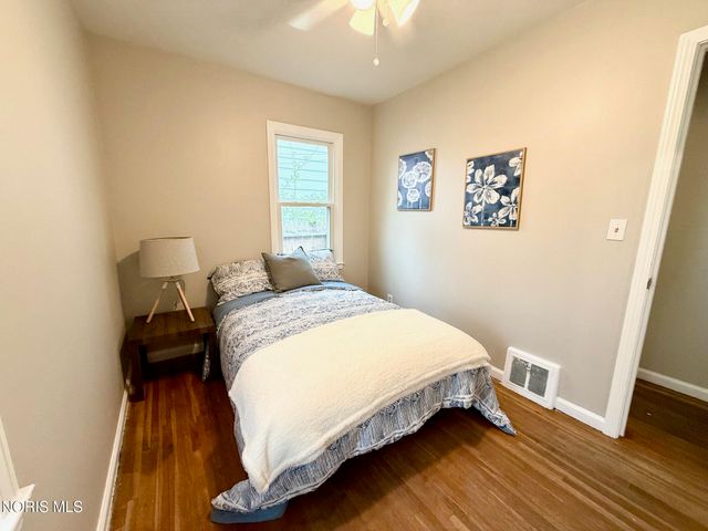 952 Francis Avenue, Toledo, OH 43609