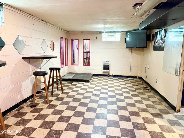 952 Francis Avenue, Toledo, OH 43609