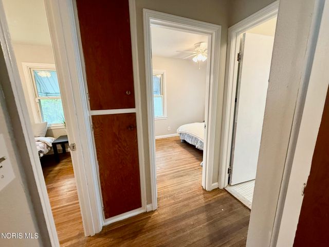 952 Francis Avenue, Toledo, OH 43609