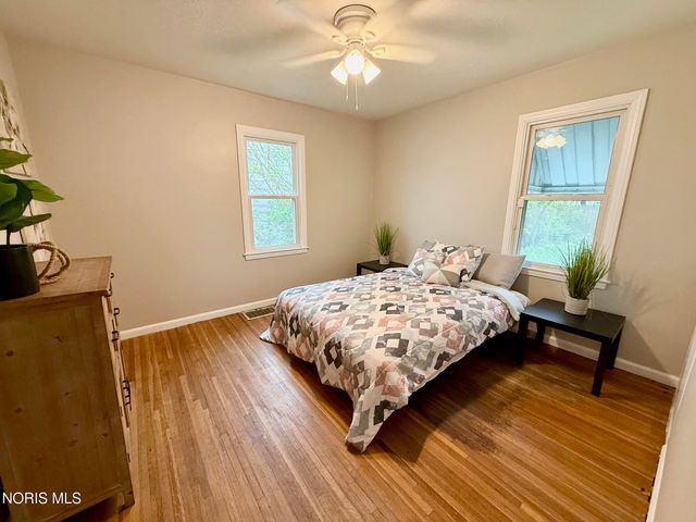 952 Francis Avenue, Toledo, OH 43609