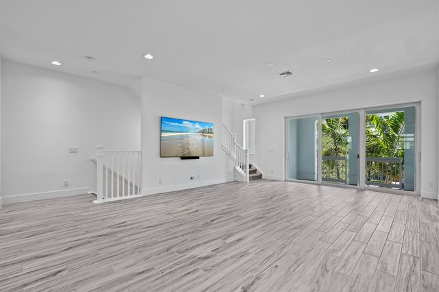 5210 Beckman Terrace, Palm Beach Gardens, FL 33418