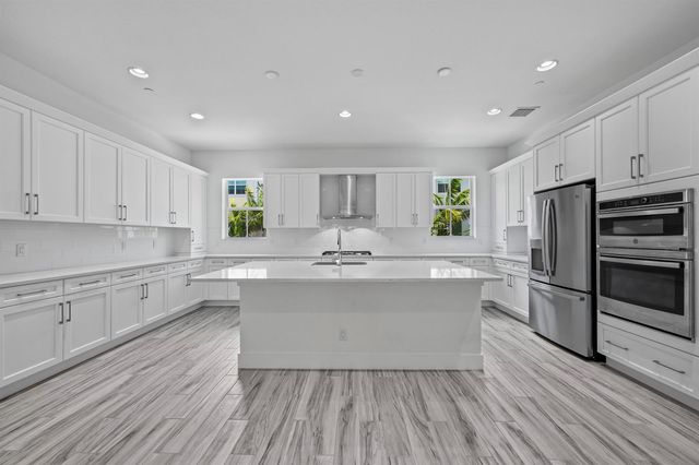 5210 Beckman Terrace, Palm Beach Gardens, FL 33418