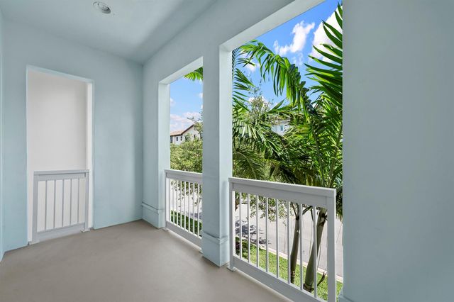 5210 Beckman Terrace, Palm Beach Gardens, FL 33418