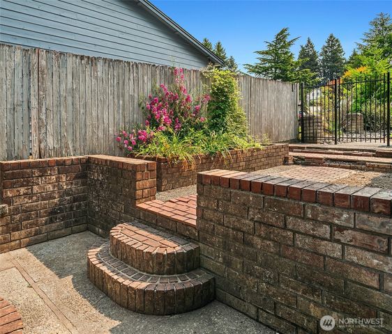 28407 22nd Avenue S, Federal Way, WA 98003