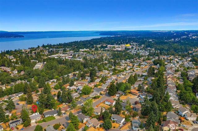 28407 22nd Avenue S, Federal Way, WA 98003