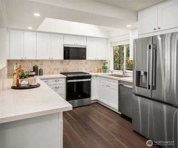 28407 22nd Avenue S, Federal Way, WA 98003