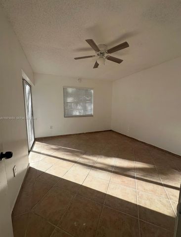 10360 SW 154th Pl 36, Miami, FL 33196