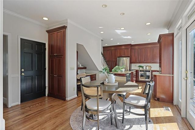 963 Bolingbrook SW Drive, Marietta, GA 30064