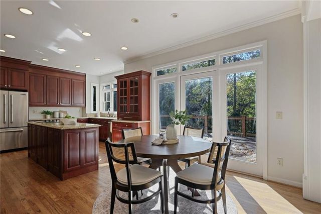 963 Bolingbrook SW Drive, Marietta, GA 30064