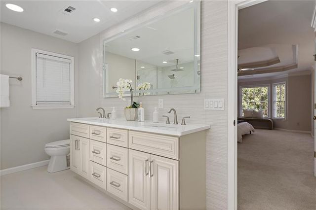 963 Bolingbrook SW Drive, Marietta, GA 30064