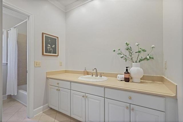 963 Bolingbrook SW Drive, Marietta, GA 30064