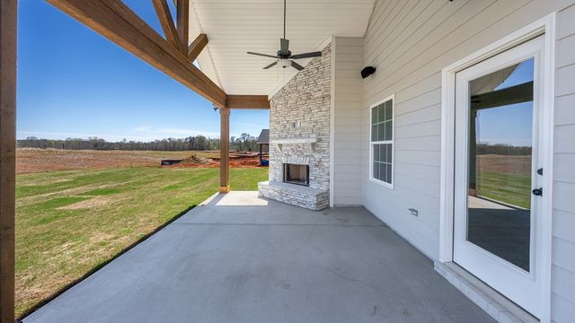 2947 Wyndham Village Drive, Opelika, AL 36804