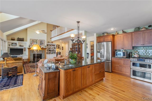 4252 Westshore Manor Road, Lafayette, NY 13078