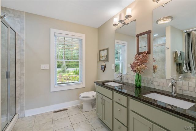 4252 Westshore Manor Road, Lafayette, NY 13078