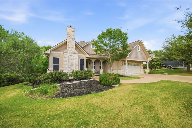 3215 Pinyon Creek Drive, Bryan, TX 77807