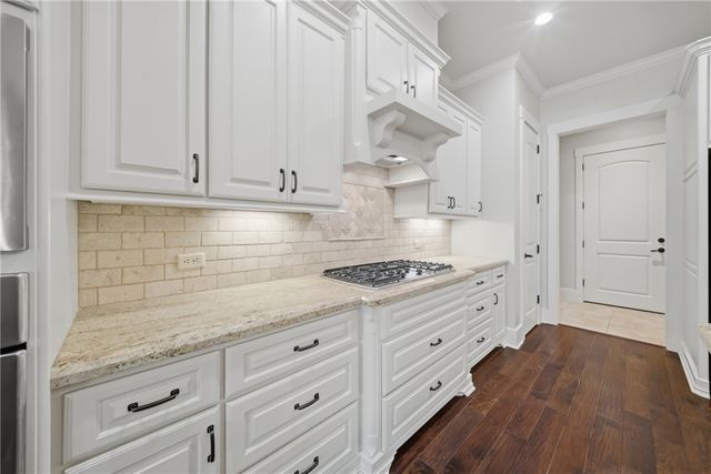 3215 Pinyon Creek Drive, Bryan, TX 77807