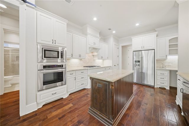 3215 Pinyon Creek Drive, Bryan, TX 77807