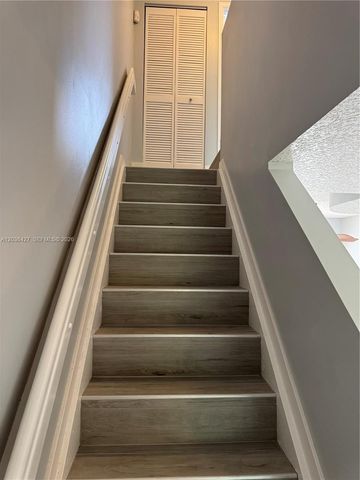 77 SIMONTON CR 77, Weston, FL 33326