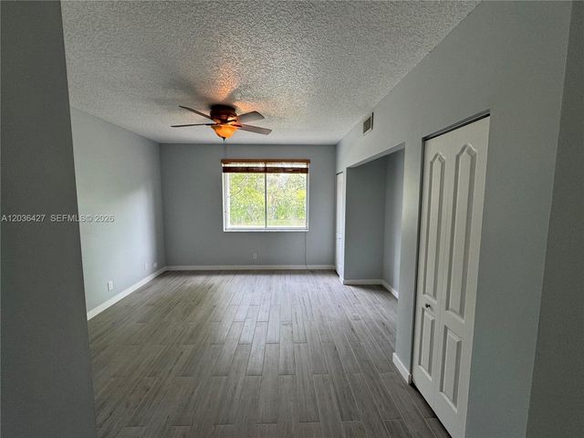 77 SIMONTON CR 77, Weston, FL 33326