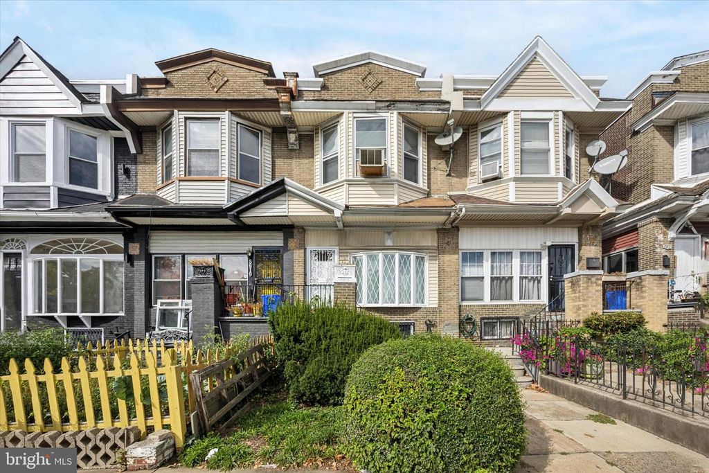 5817 COBBS PKWY, Philadelphia, PA 19143