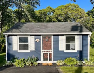 424 Pequot Avenue, Groton, CT 06355