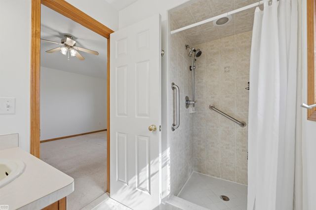 50988 Shenandoah Drive, Macomb Twp, MI 48044