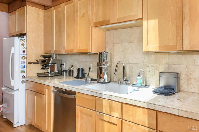 544 Cascade Dr, Mill Valley, CA 94941