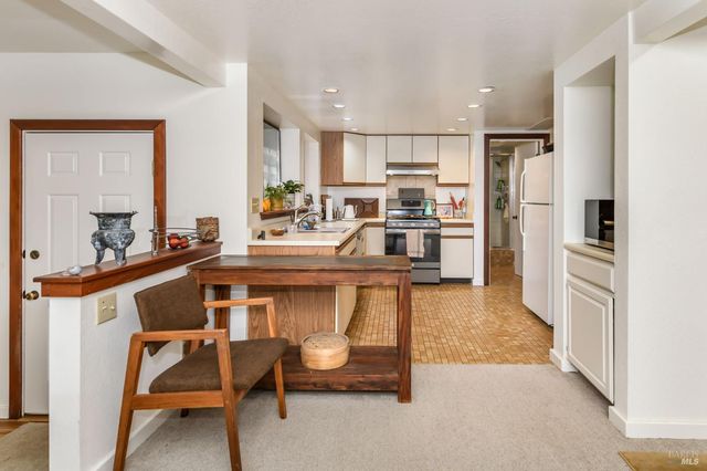 544 Cascade Dr, Mill Valley, CA 94941