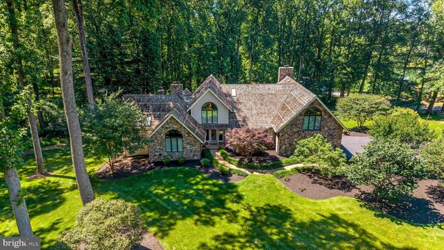 10120 WALKER LAKE DR, Great Falls, VA 22066