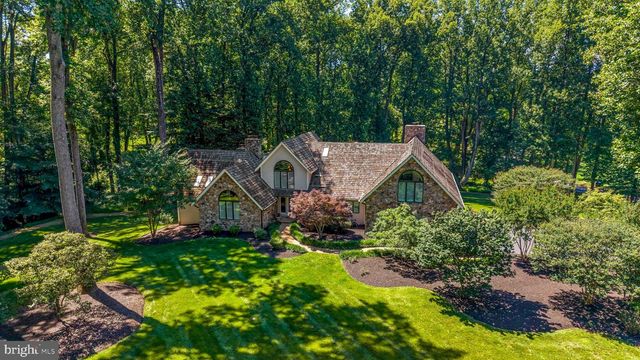 10120 WALKER LAKE DR, Great Falls, VA 22066