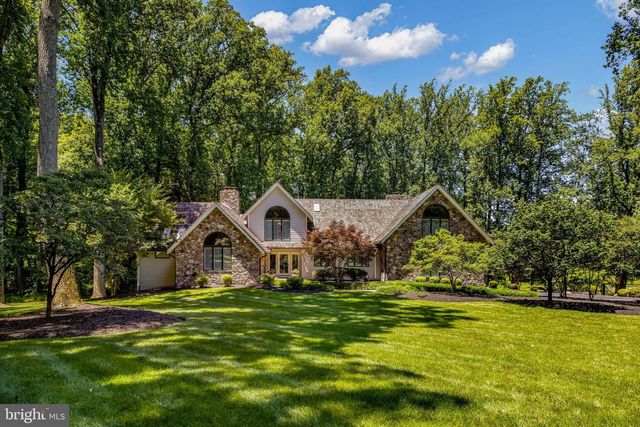 10120 WALKER LAKE DR, Great Falls, VA 22066