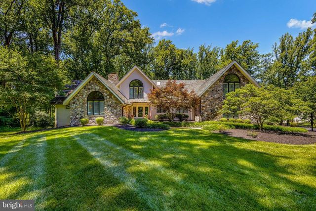 10120 WALKER LAKE DR, Great Falls, VA 22066