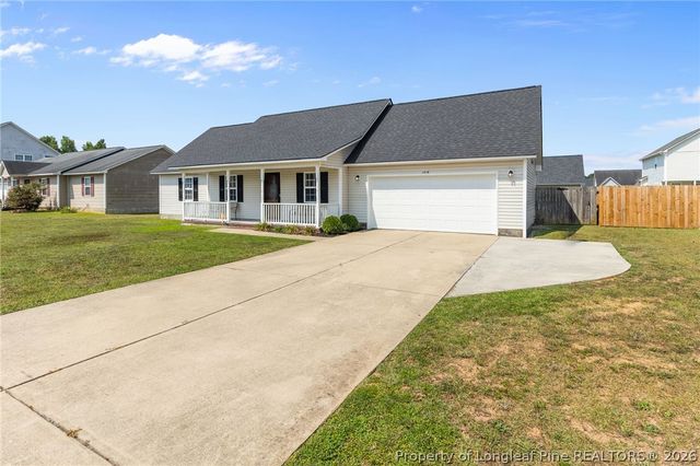 1516 Belews Creek Lane Lane, Fayetteville, NC 28312