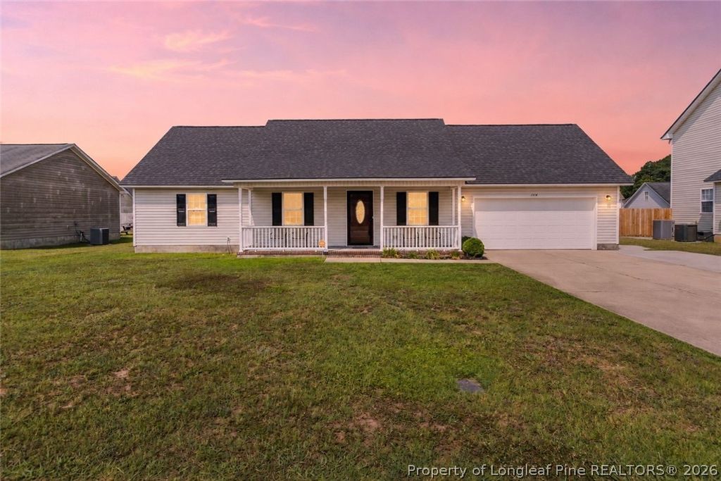 1516 Belews Creek Lane Lane, Fayetteville, NC 28312