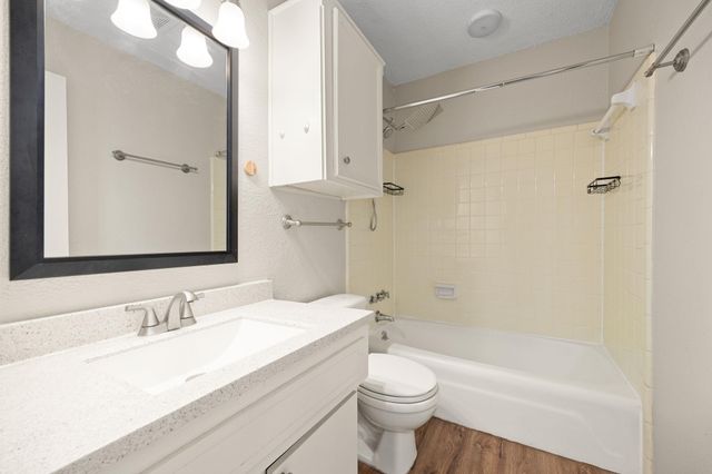 6501 E Hill DR 111, Austin, TX 78731