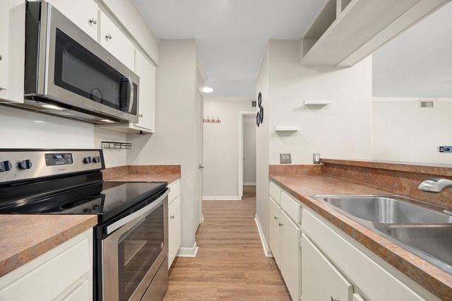6501 E Hill DR 111, Austin, TX 78731