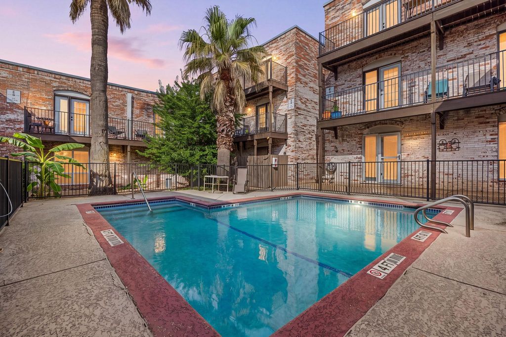 6501 E Hill DR 111, Austin, TX 78731