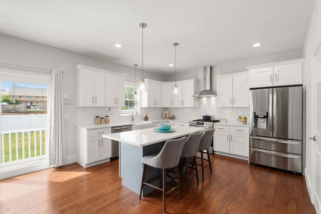 1 Sumner St 7, Norfolk, MA 02056