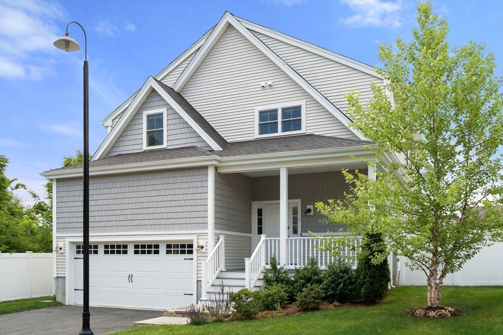 1 Sumner St 7, Norfolk, MA 02056