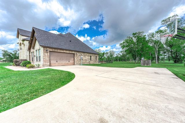 33207 Blue Marlin Drive, Richwood, TX 77515