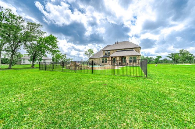 33207 Blue Marlin Drive, Richwood, TX 77515
