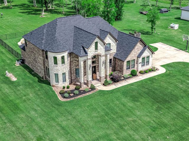 33207 Blue Marlin Drive, Richwood, TX 77515
