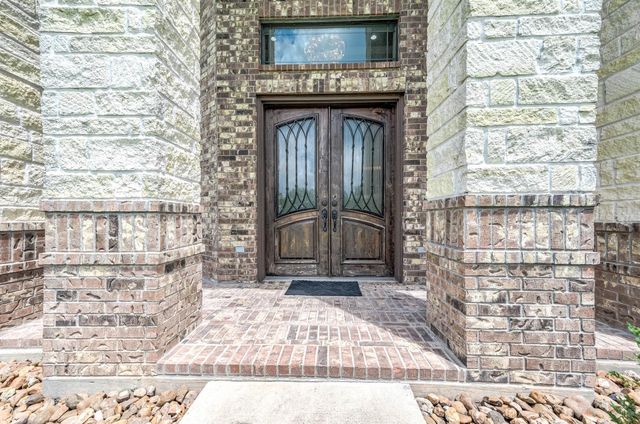 33207 Blue Marlin Drive, Richwood, TX 77515