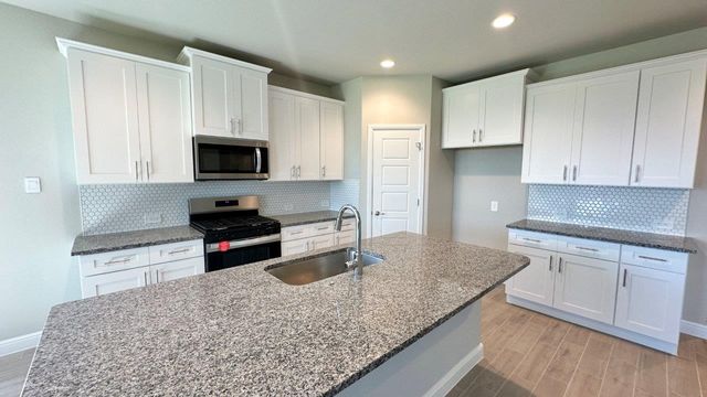10817 BLACK ONYX Drive, Fort Worth, TX 76036